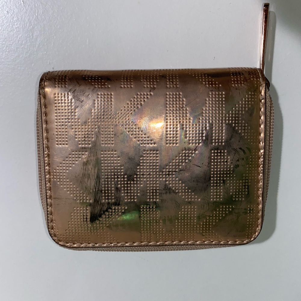 Michael Kors Rose Gold Small Wallet - Picture 2 of 6